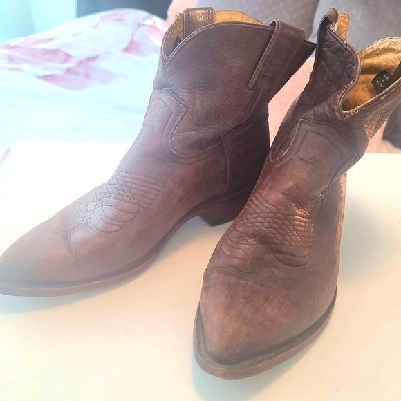 Frye Shoes - Frye Booty